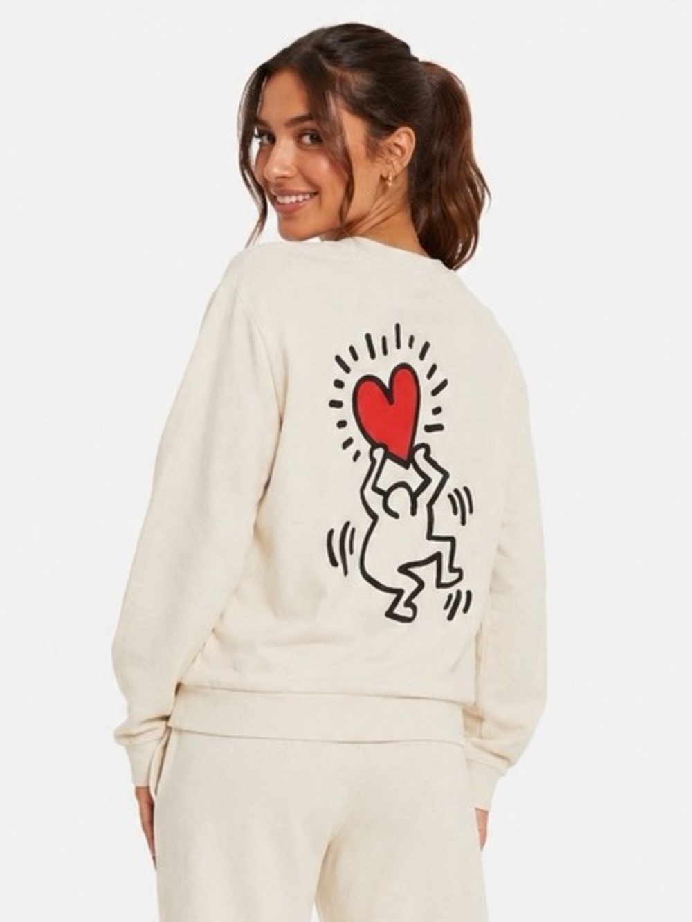 Keith Haring Love Heart Cream Crewneck Graphic Loungewear Sweatshirt Size XL